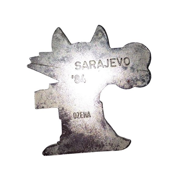 Olympic Sarajevo Vucko wolf mascot 1984 Vintage Pin (Pin has broke off) - Picture 2 of 2